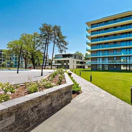 Bonnie-Premium Lelle Waterfront Private Apartment Balatonlelle Zewnętrze zdjęcie