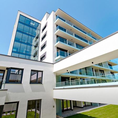 Bonnie-Premium Lelle Waterfront Private Apartment Balatonlelle Zewnętrze zdjęcie