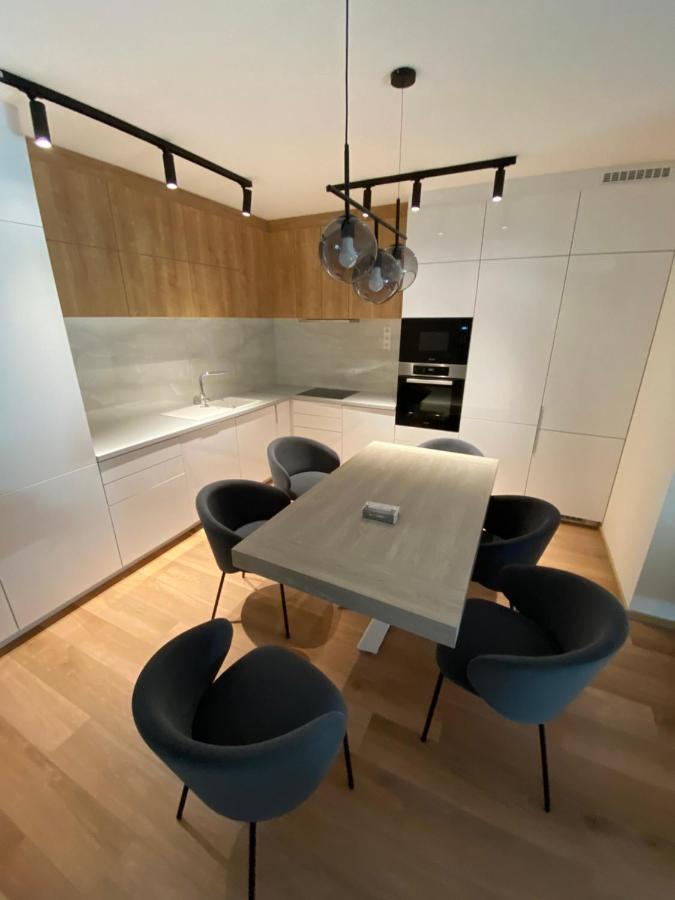 Bonnie-Premium Lelle Waterfront Private Apartment Balatonlelle Zewnętrze zdjęcie